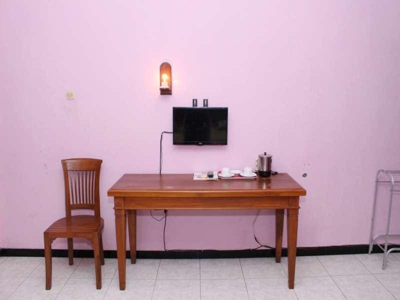 Baru Dua Beach Hotel Бануванги Екстериор снимка